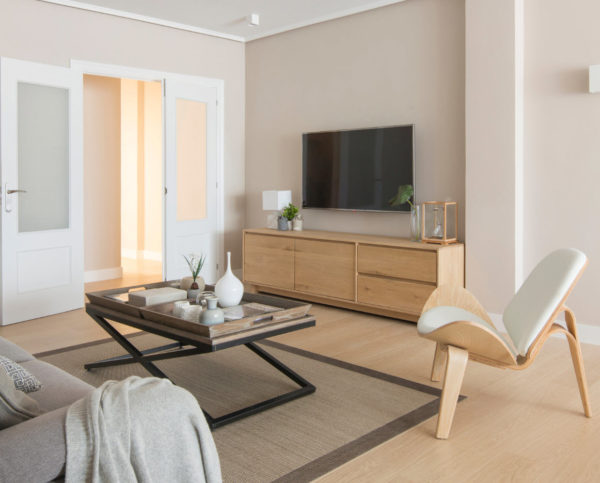 Как расставить мебель в гостиной красиво и удобно