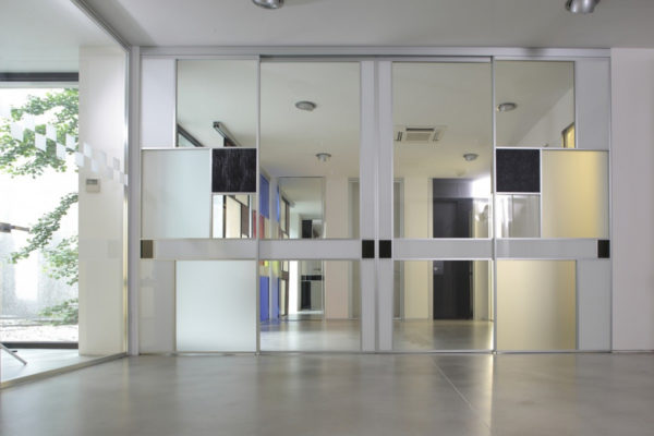 7 доводов в пользу стеклянных дверей в интерьере