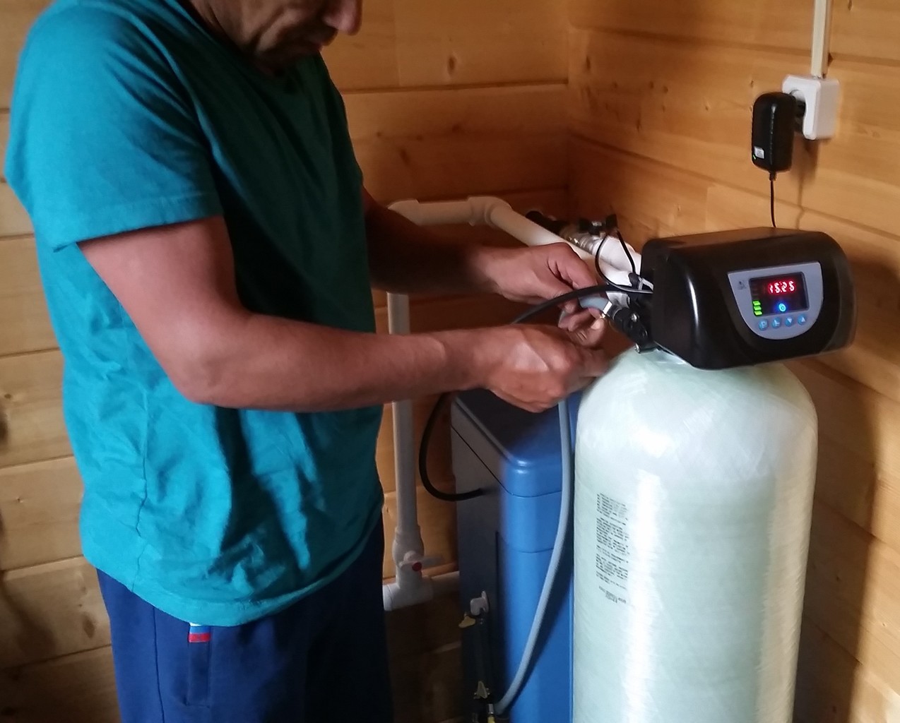 Обслуживание системы очистки воды для частного дома