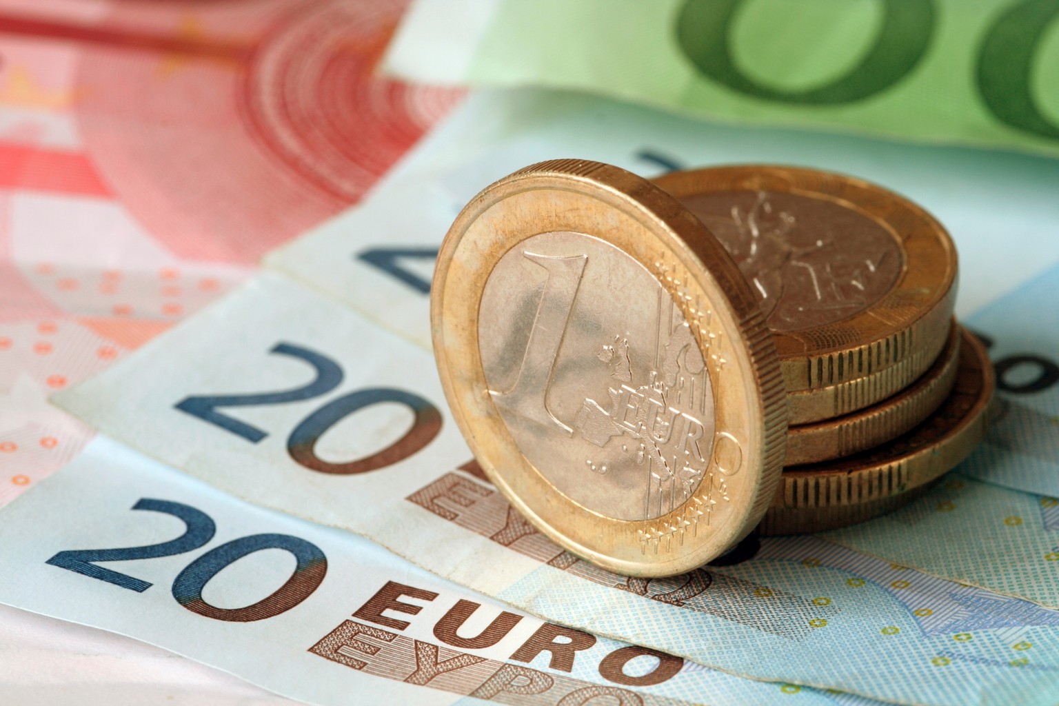 Как и где обменять евро?